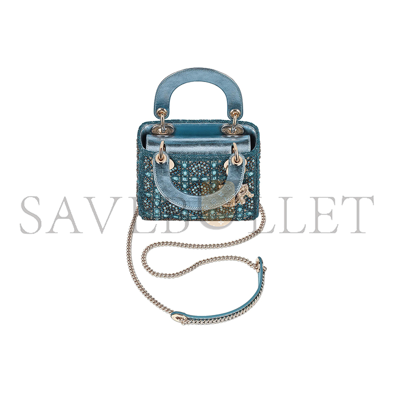 DIOR LADY DIOR BAG M0505ORHR-M259 (20*17*8cm)